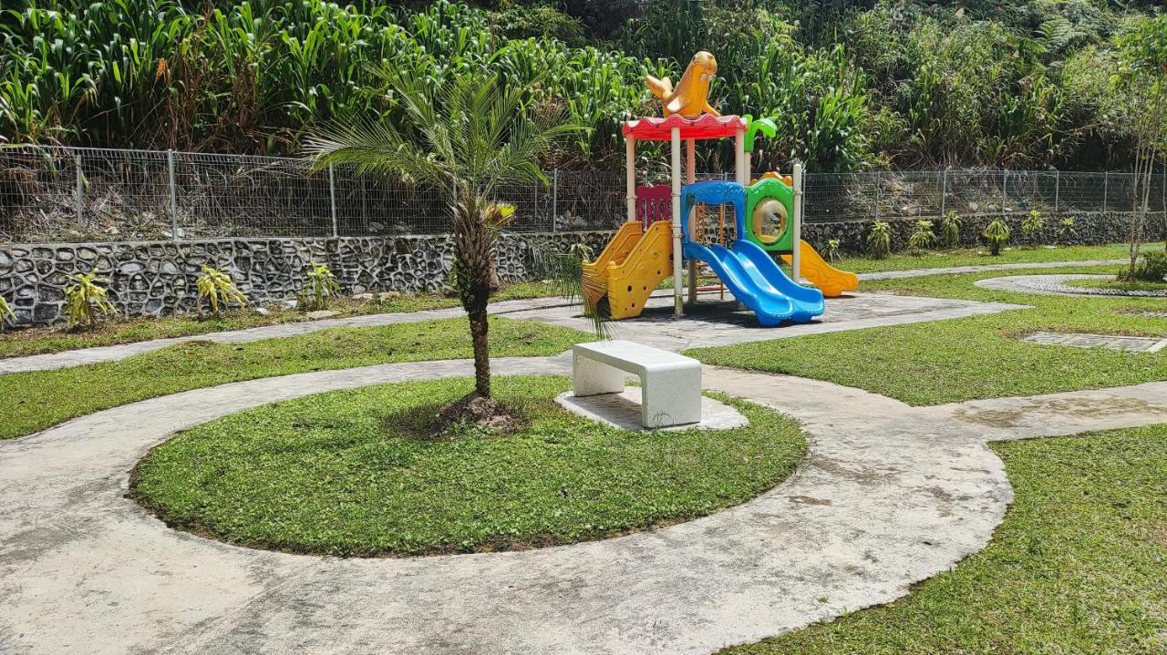 A One Holiday Apartment-Quintet Cameron Highlands Exterior photo
